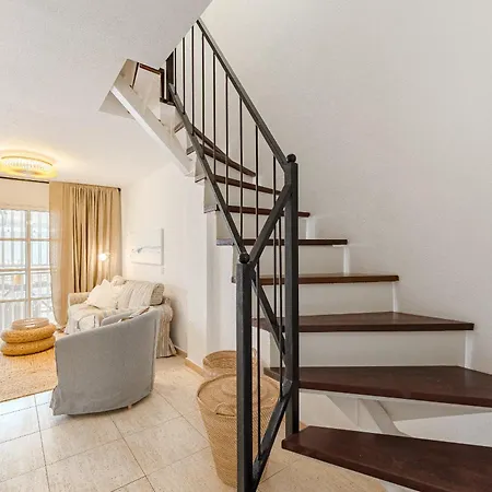 2 Bdr Cozy Ap In Appartement