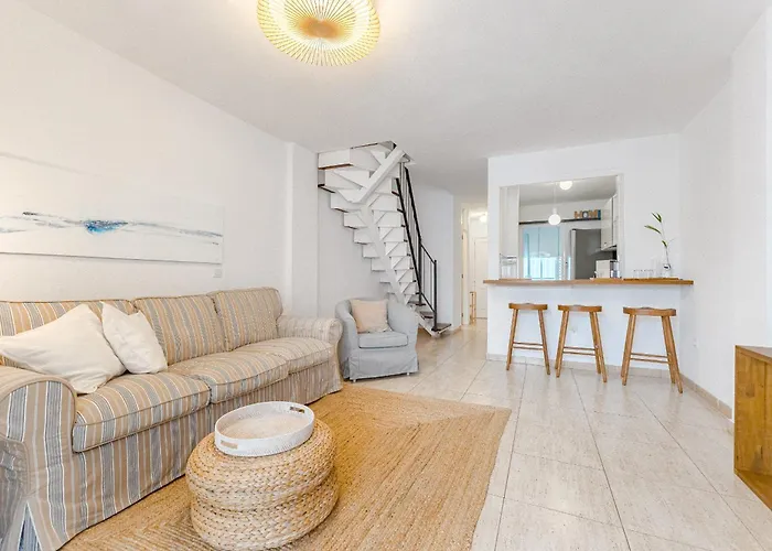 Apartment 2 Bdr Cozy Ap In