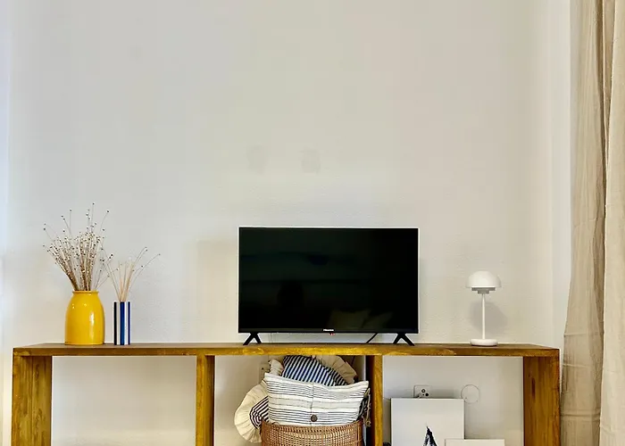 Apartment 2 Bdr Cozy Ap In