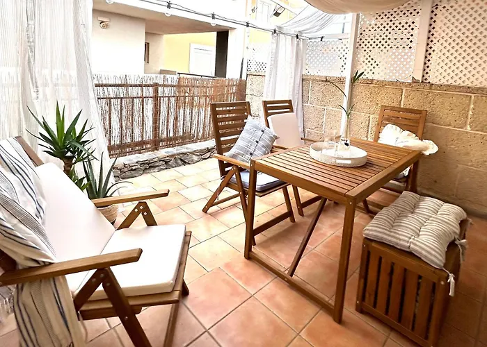 2 Bdr Cozy Ap In Apartment *